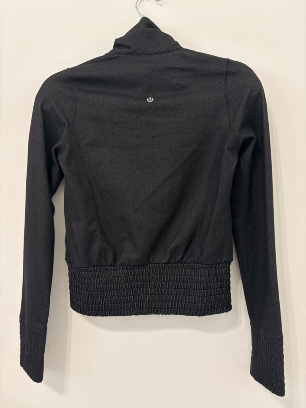 Lululemon Smocked Bomber Jacket Sz 2 Black Denim Slub EUC - Picture 6 of 9